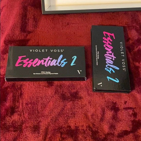 Violet Voss ESSENTIALS 2 EyeShadow Palette - Picture 6 of 13